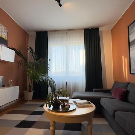 Br Treviso Train Station Apartments Bagian luar foto