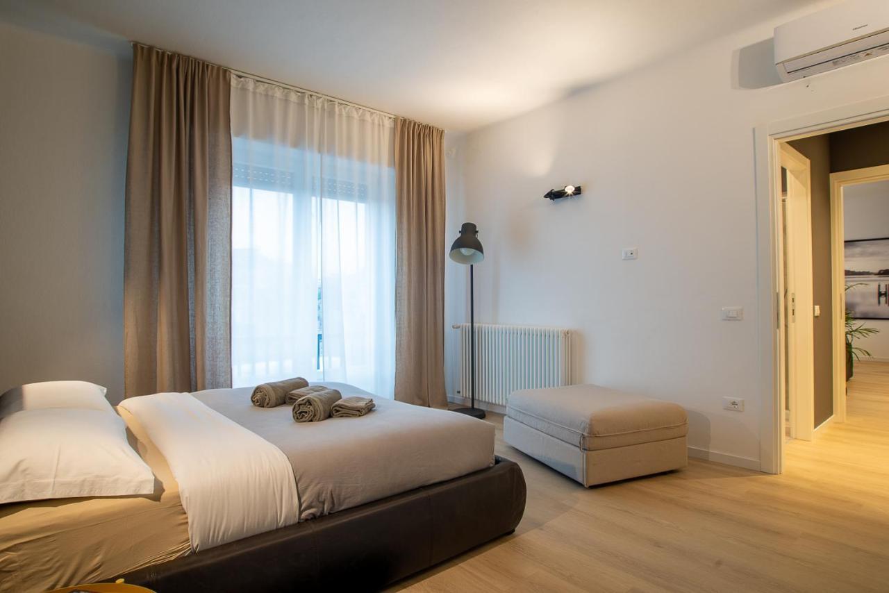 Br Treviso Train Station Apartments Bagian luar foto